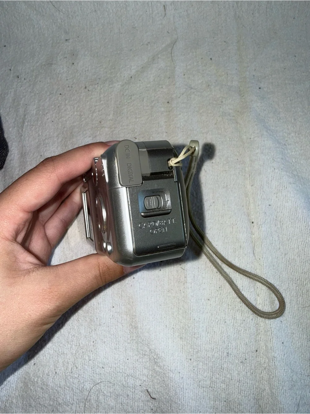 Canon Silver Power Shot A460 Compact Digital Camera with Blue Samsonite Case